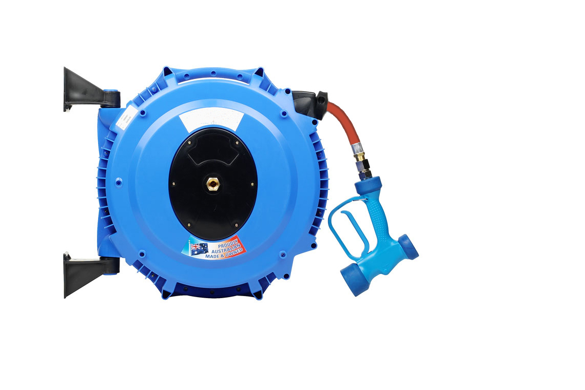 Hot/Cold Water Wash Down Hose Reel with Heavy Duty Trigger Spray